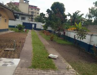 Terrain à Gombe, 9m sur 25m 350.000$